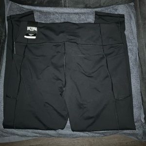 NWT VICTORIA SECRET LEGGINGS